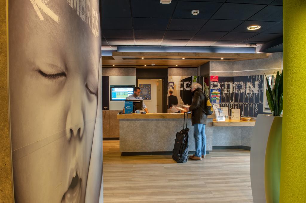 Ibis Budget Courbevoie Paris La Defense Dış mekan fotoğraf