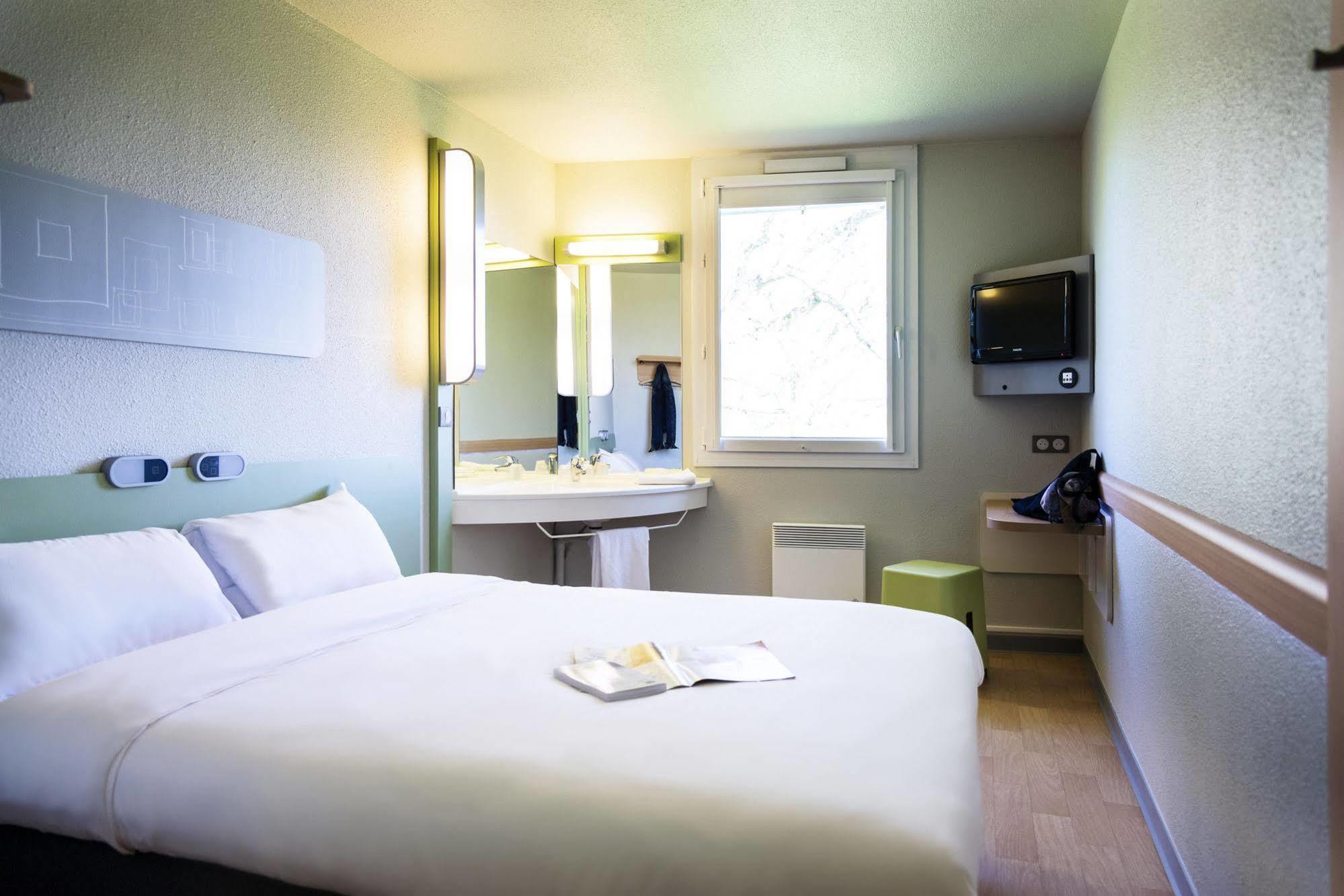 Ibis Budget Courbevoie Paris La Defense Dış mekan fotoğraf