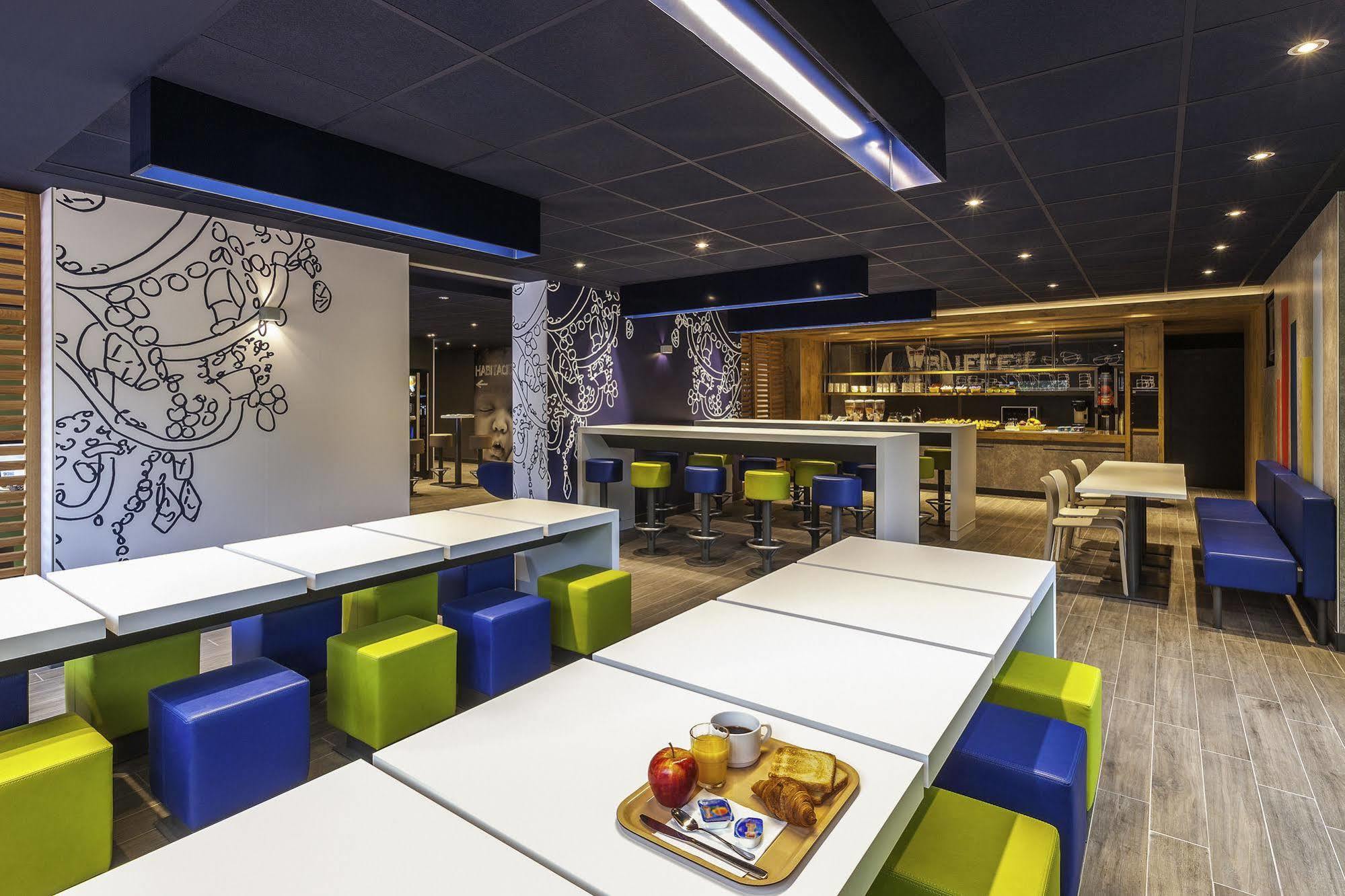 Ibis Budget Courbevoie Paris La Defense Dış mekan fotoğraf